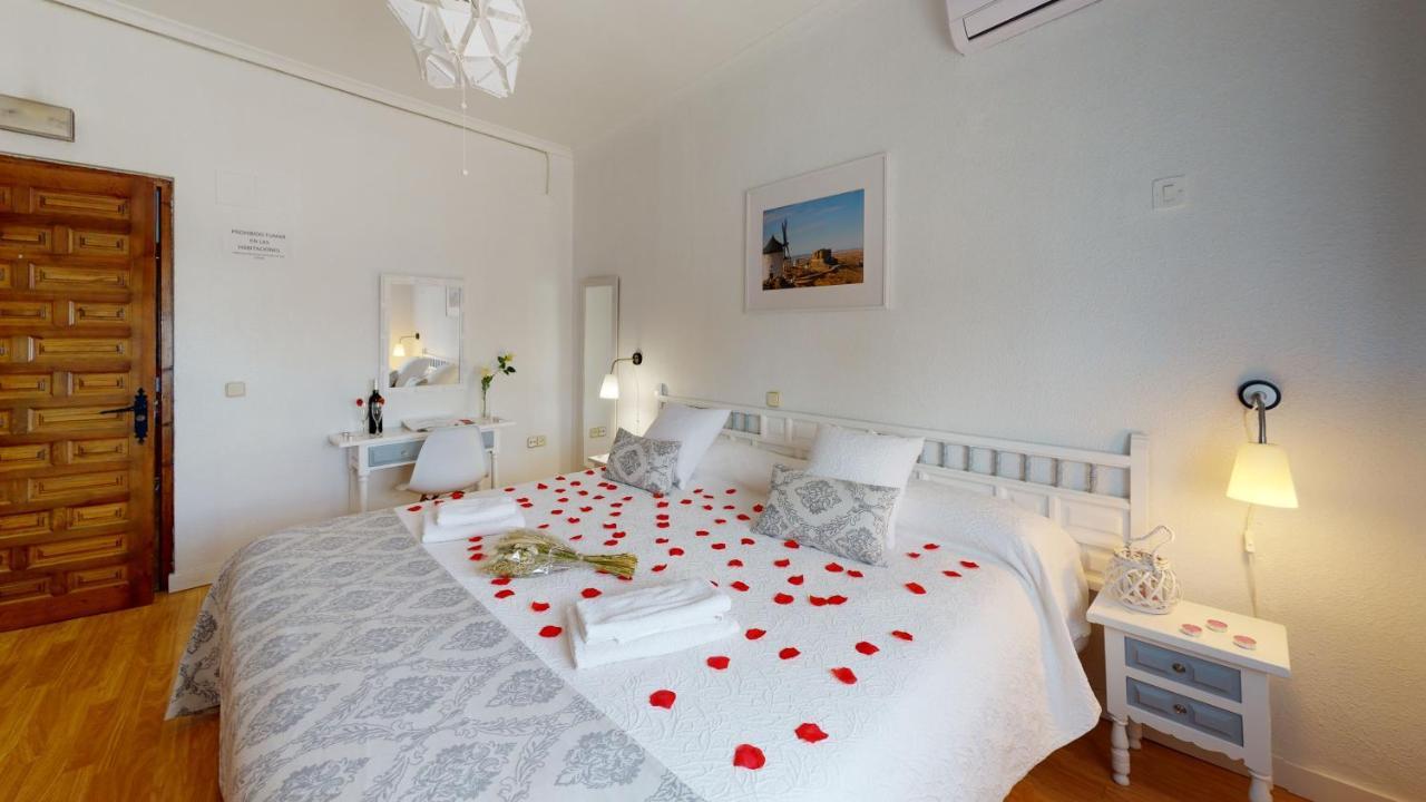 Hotel Consuegra Eksteriør bilde