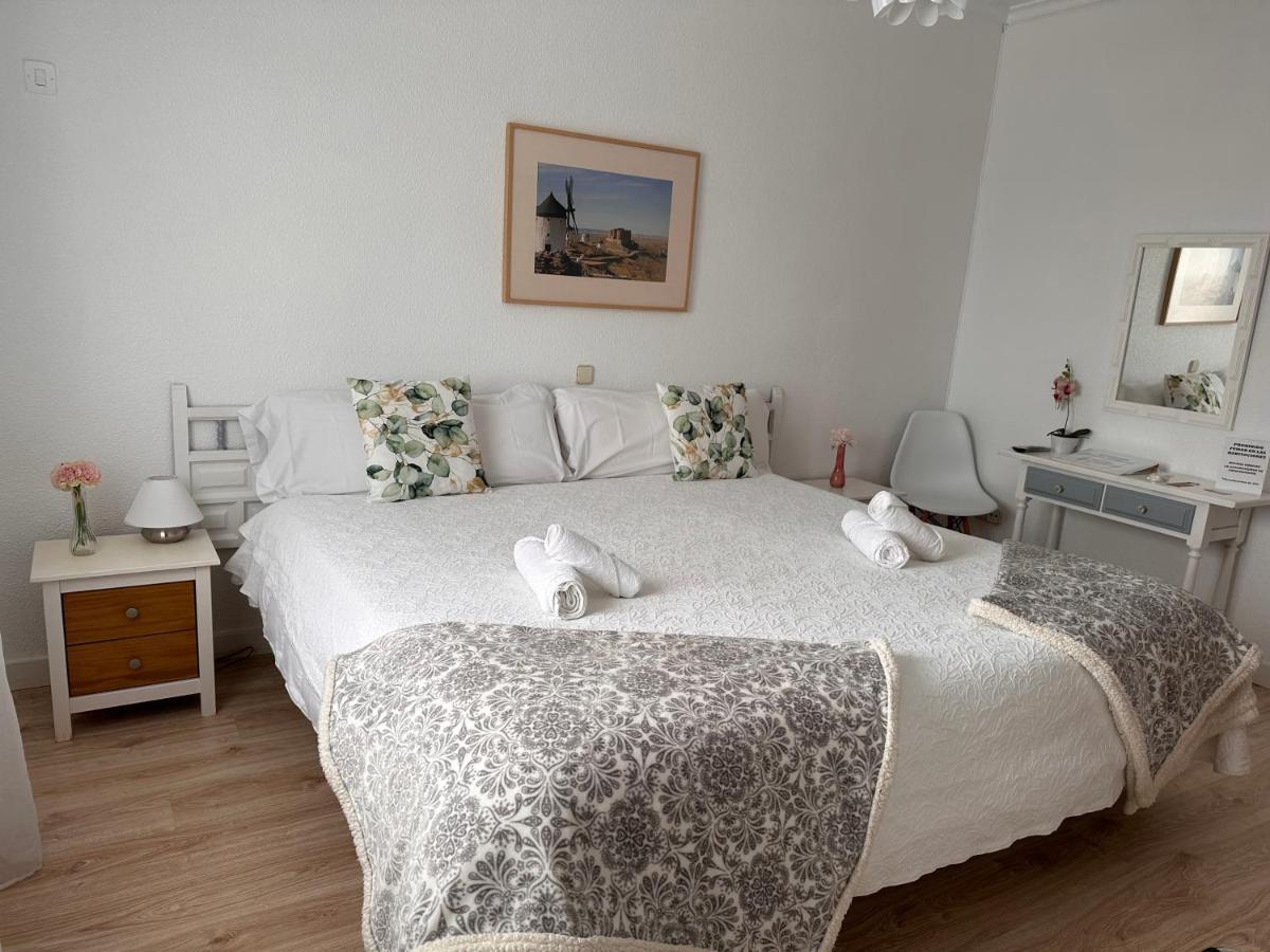 Hotel Consuegra Eksteriør bilde