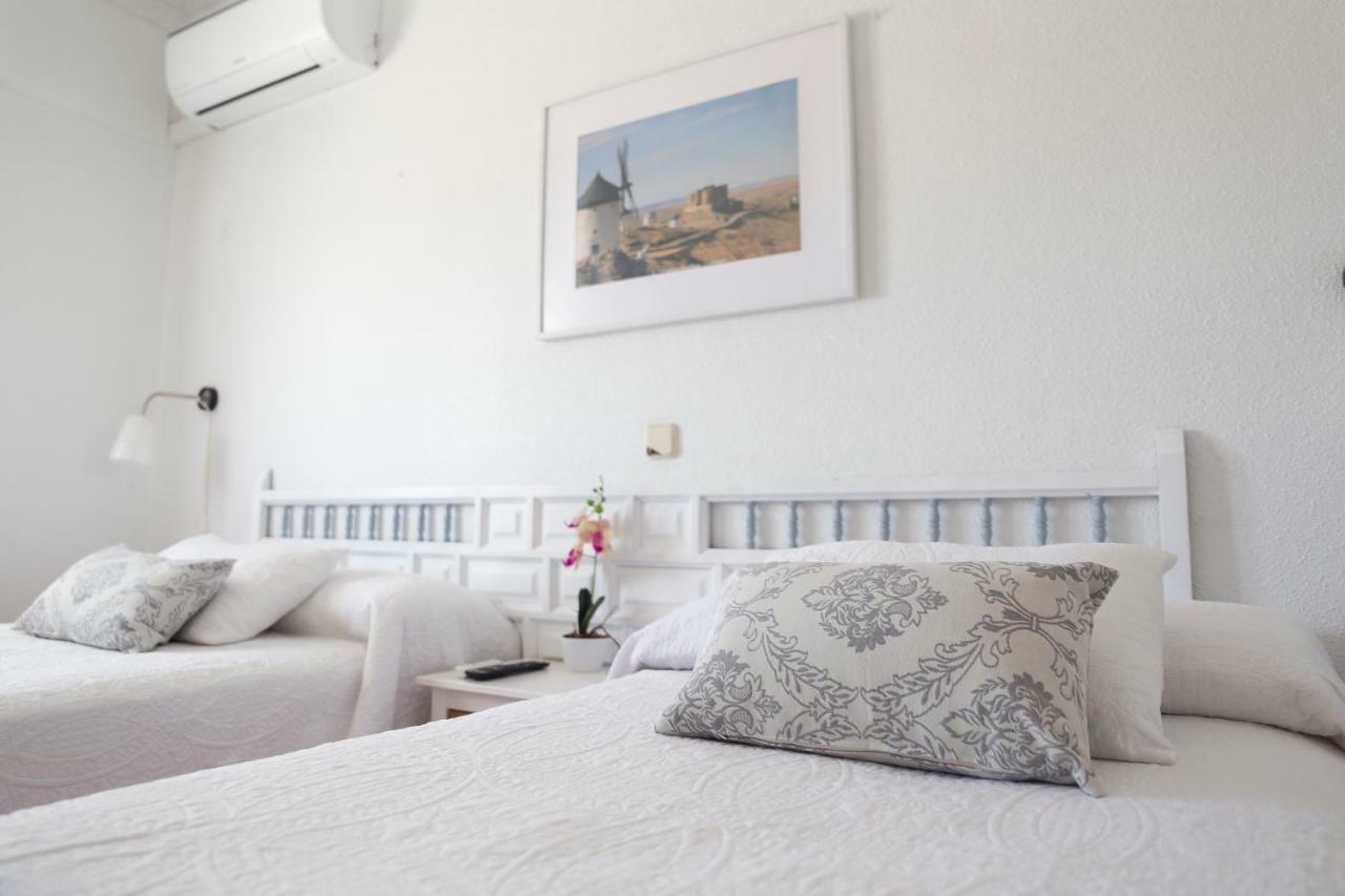 Hotel Consuegra Eksteriør bilde